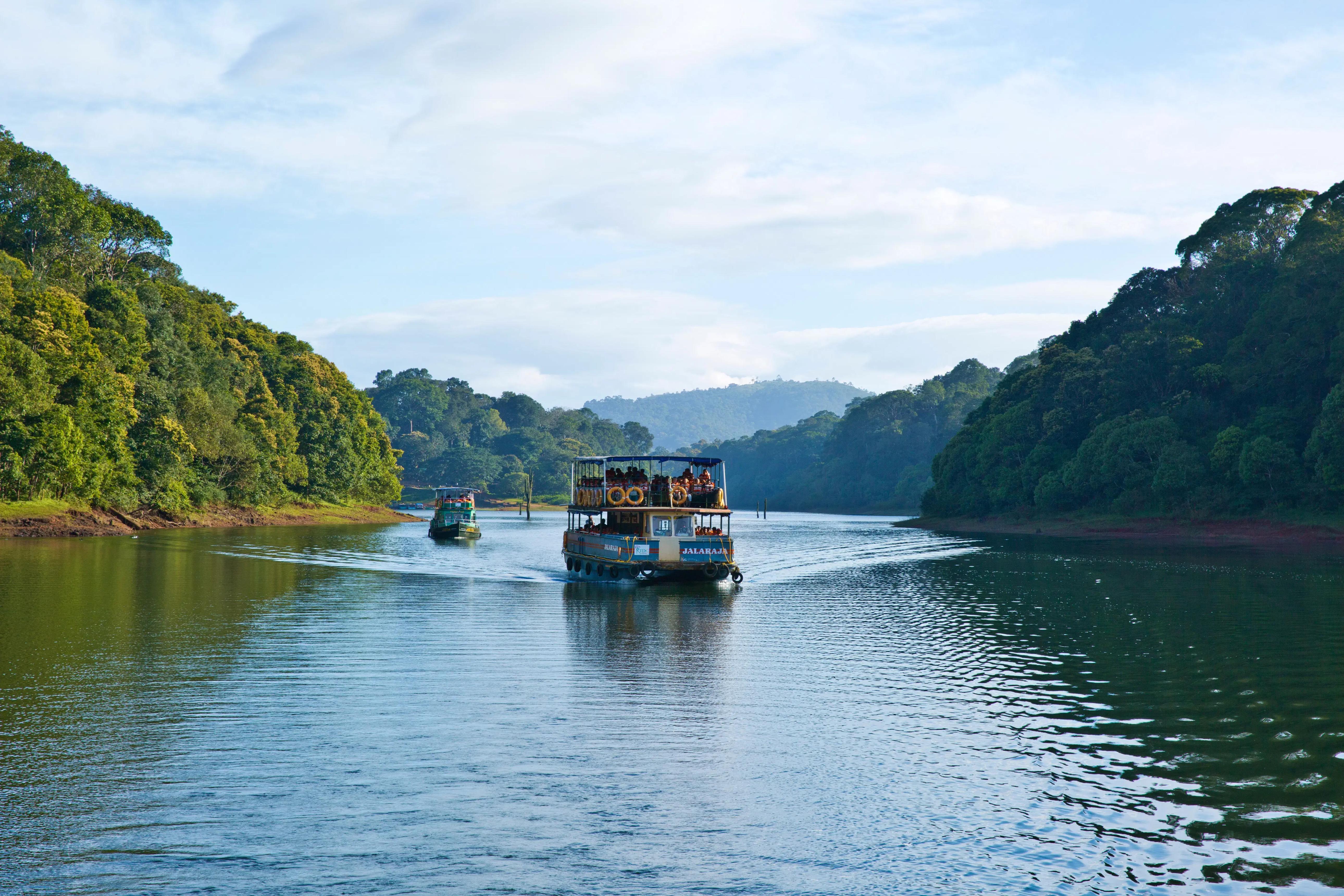 Thekkady → Alleppey Houseboat